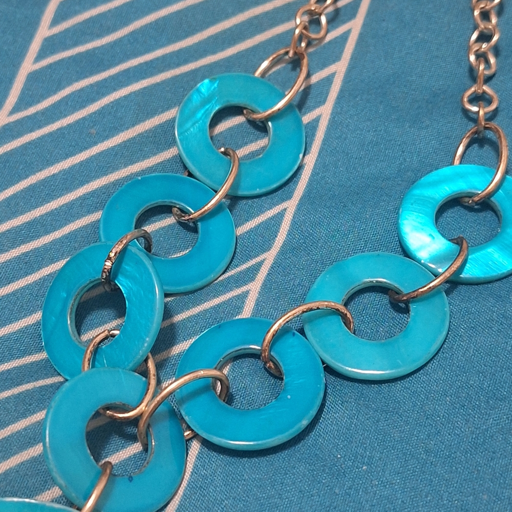 Chico's Blue Mother Of Pearl Circular Link Chain Necklace - Picture 3 of 7